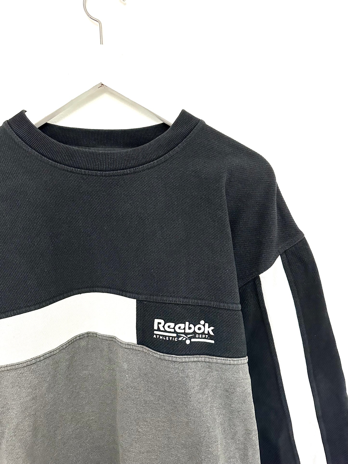Reebok Colorblock Sweatshirt — 00s — Grey/Black (M)